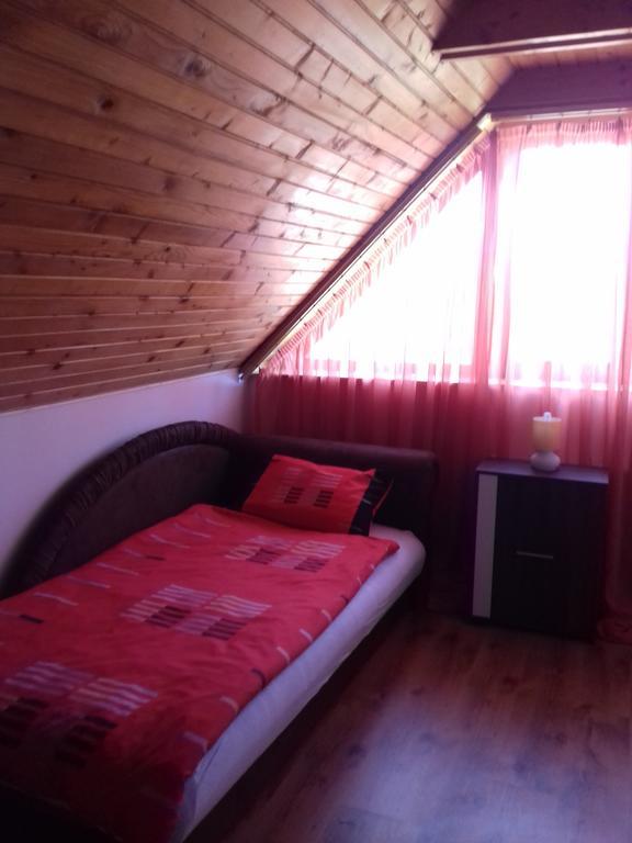 Erzsebet Vendeghaz Es Apartman Hajdúszoboszló Eksteriør bilde